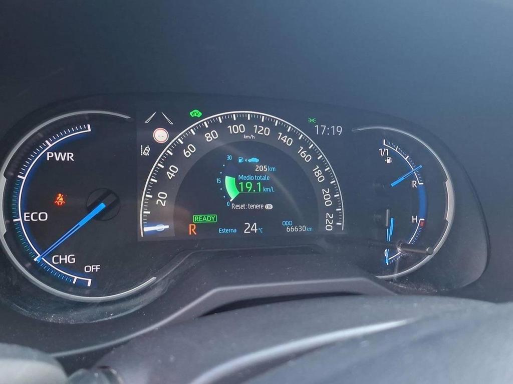 Toyota RAV4 2.5 VVT-iE Hybrid Style 2WD E-CVT