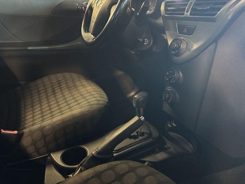 Toyota iQ iQ 1.0