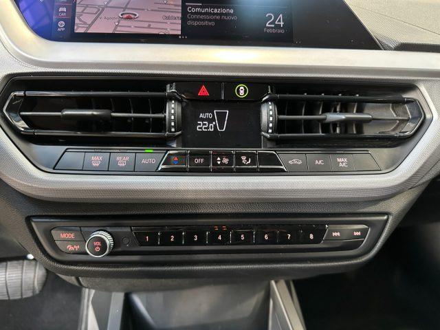 BMW 116 d 5p. Business Advantage Auto - 17"M - Carplay-IVA