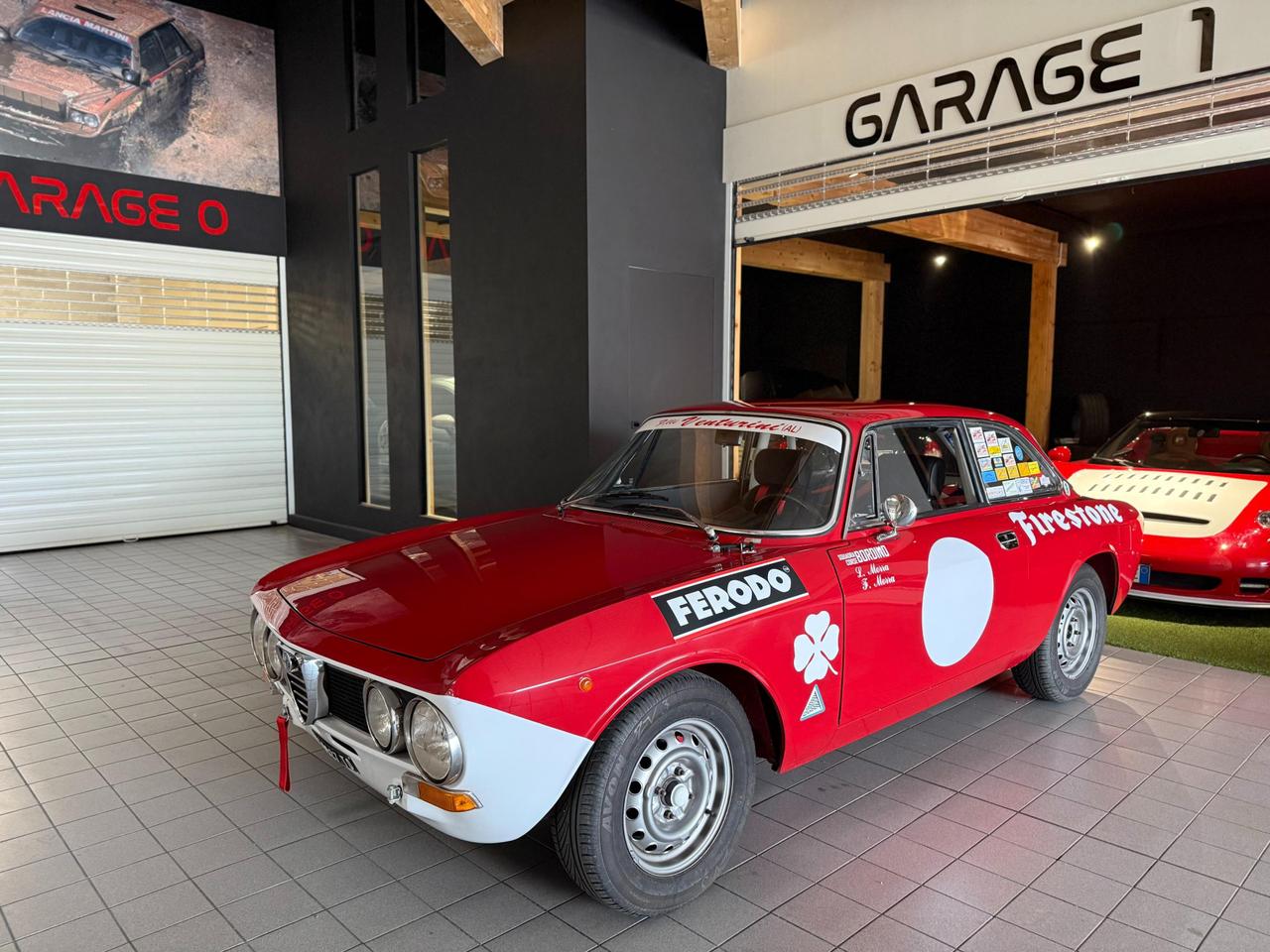 Alfa Romeo GIULIA GT VELOCE 2000 (Tipo 10521)