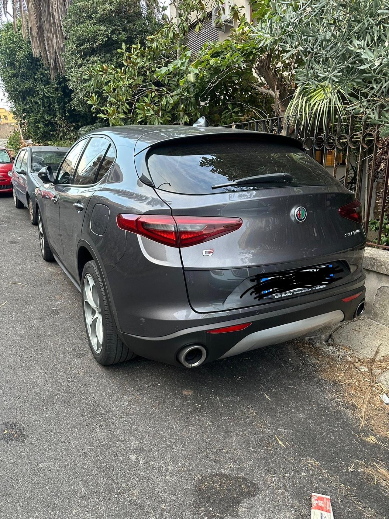 Alfa Romeo Stelvio 2.2 Turbodiesel 180 CV AT8 Business