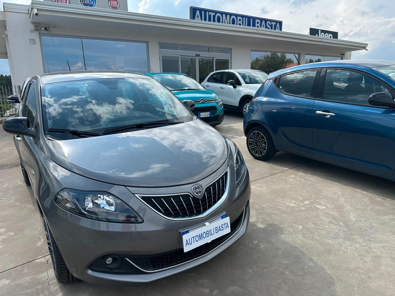 Lancia Ypsilon 1.0 FireFly 5 porte S&S Hybrid Gold "Km 44.000"