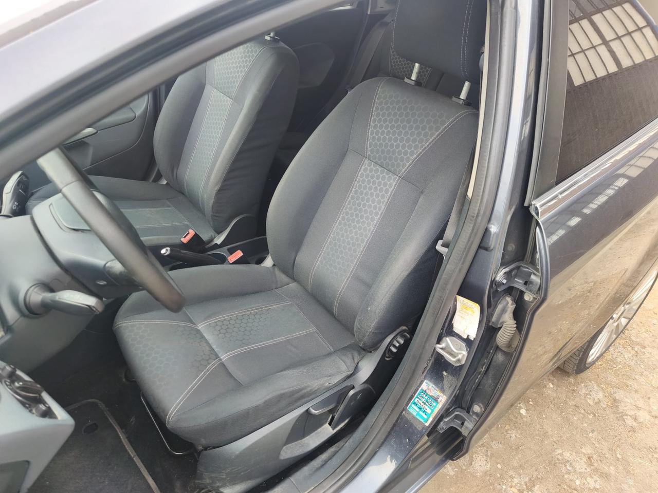 Ford Fiesta 1.4 TDCi 5p. Titanium