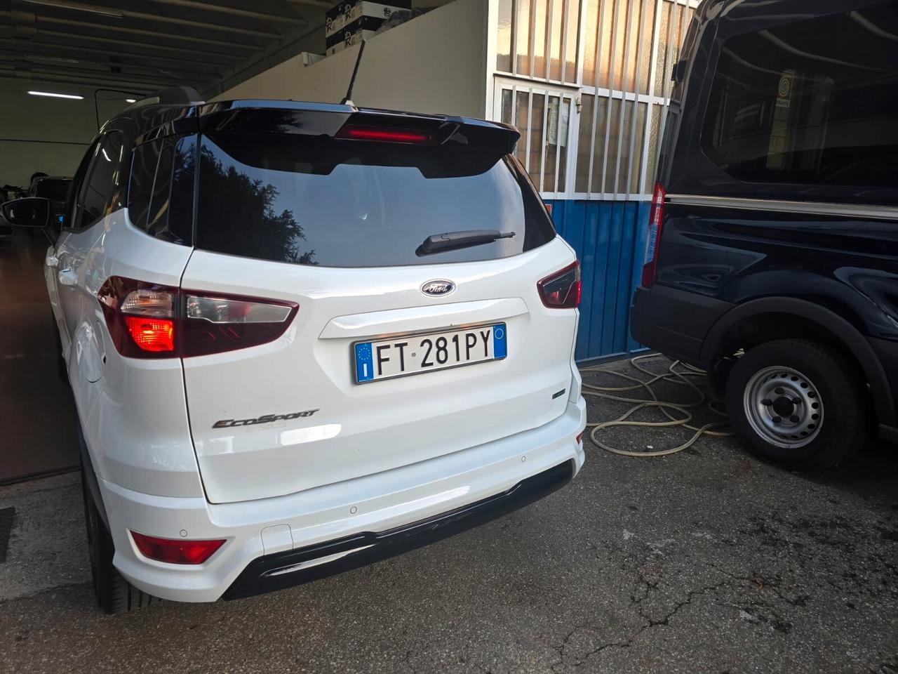 Ford EcoSport 1.0 EcoBoost 125 CV Start&Stop aut. ST-Line Black Edition rata da 145 mese
