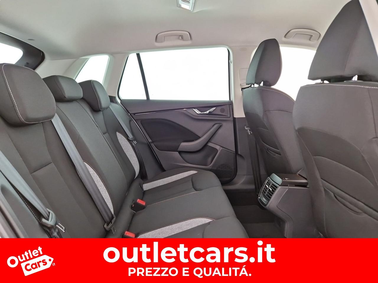 Skoda Kamiq 1.0 tsi black dots 115cv