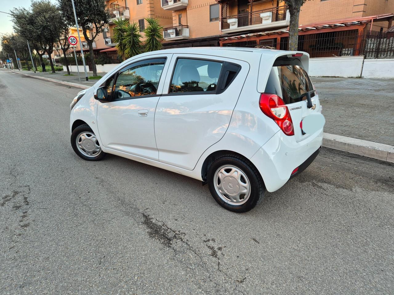 Chevrolet spark 1.0 gpl anno 2014