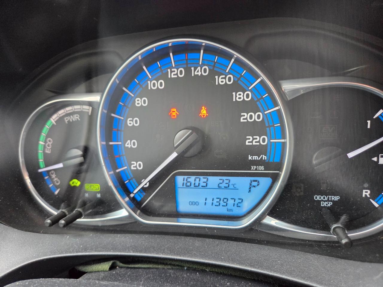 Toyota Yaris Hybrid - 2015