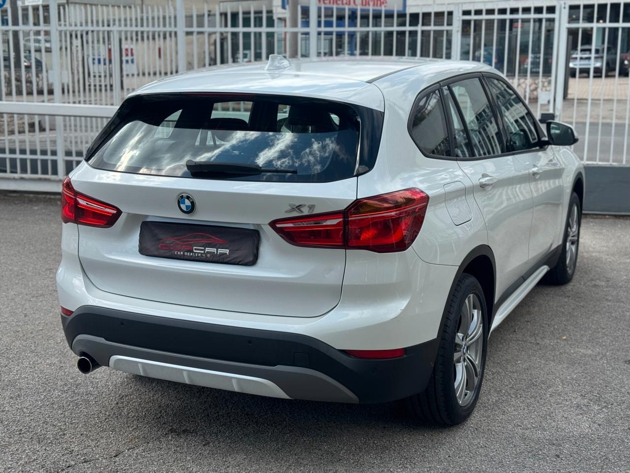 Bmw X1 xDrive18d xLine Automatica LED NAV