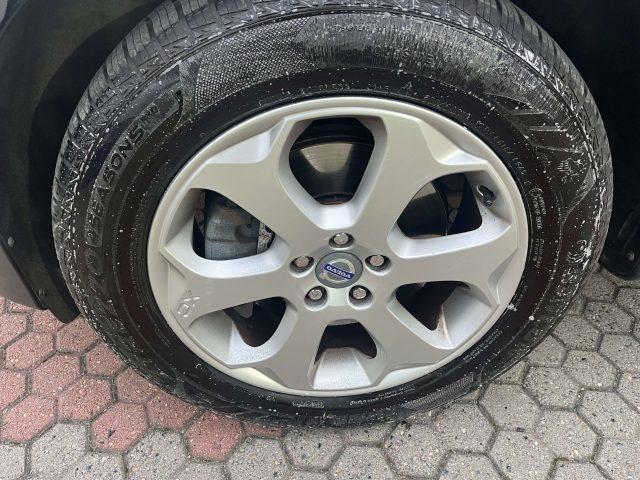 VOLVO XC60 XC60 I 2.4 d5 Momentum