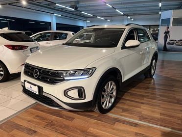 VOLKSWAGEN T-Roc 1.5 TSI ACT Life+ opt LED-Climatronic -C 17"