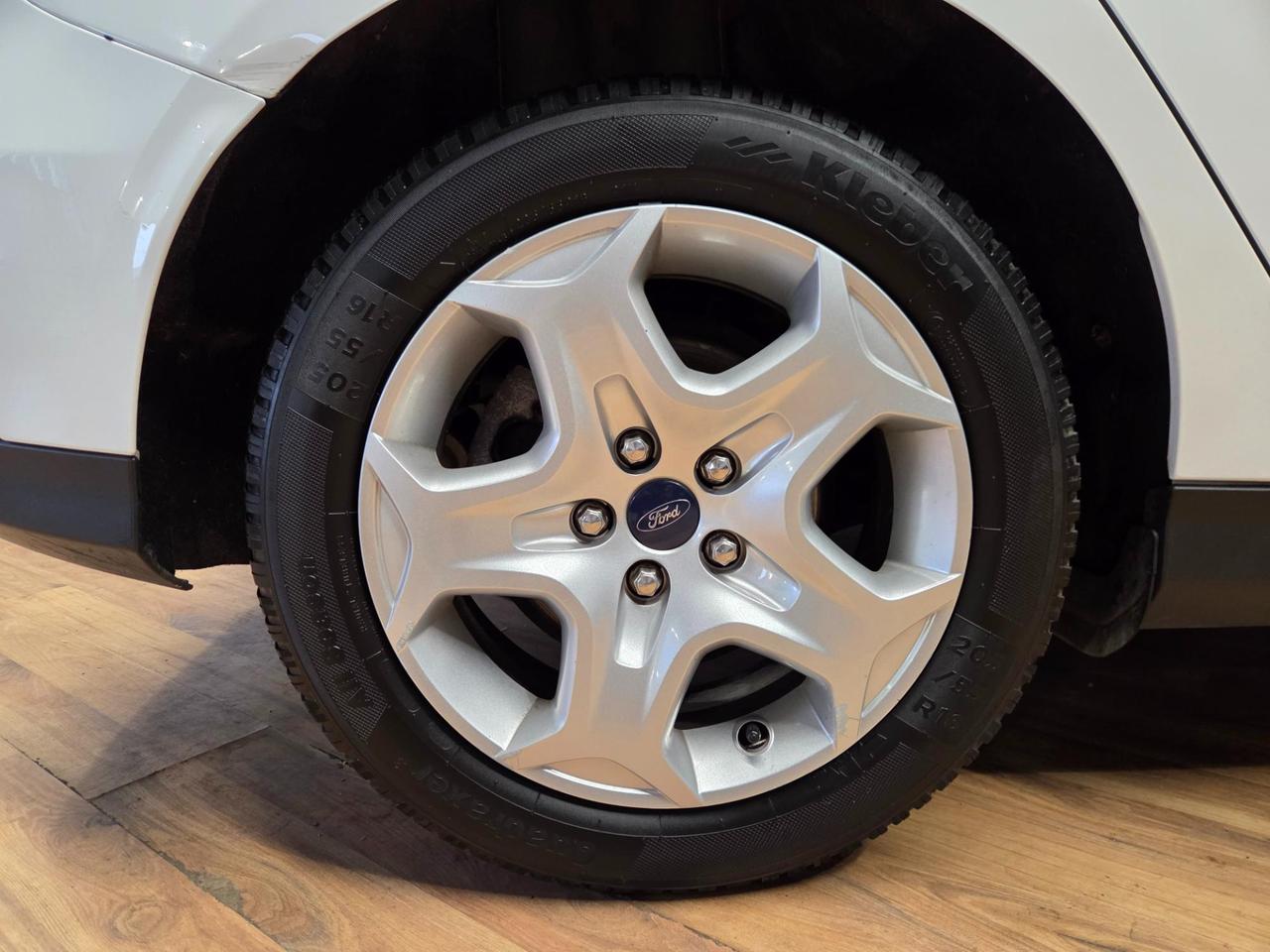 Ford Focus 5 Porte Focus 5p 1.6 Titanium Gpl 120cv