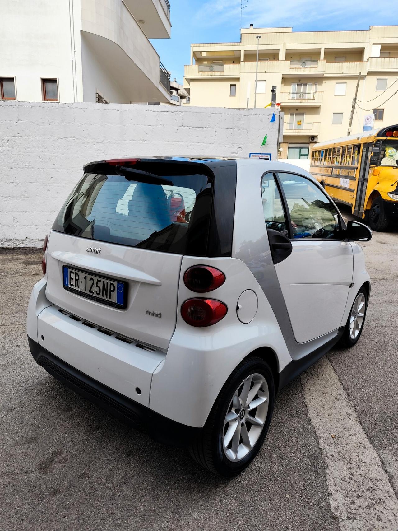 Smart ForTwo 1000 52 kW coupé passion
