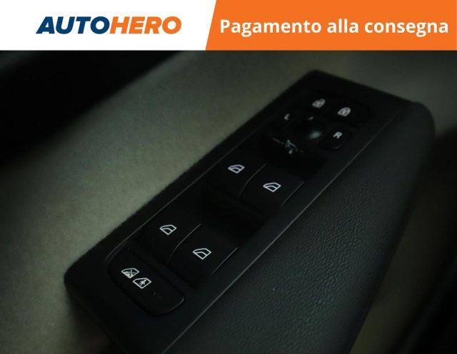 VOLVO XC40 B3 automatico Core