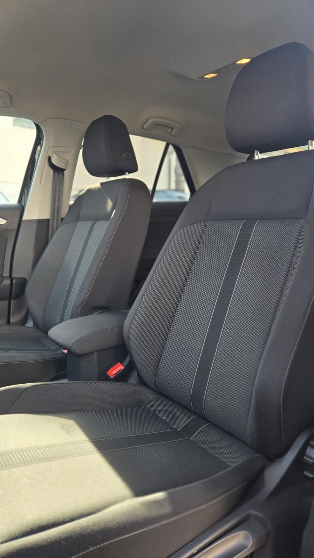 Volkswagen T-Roc 2.0 tdi Style 150CV dsg Uff Italy Led USB App Lega