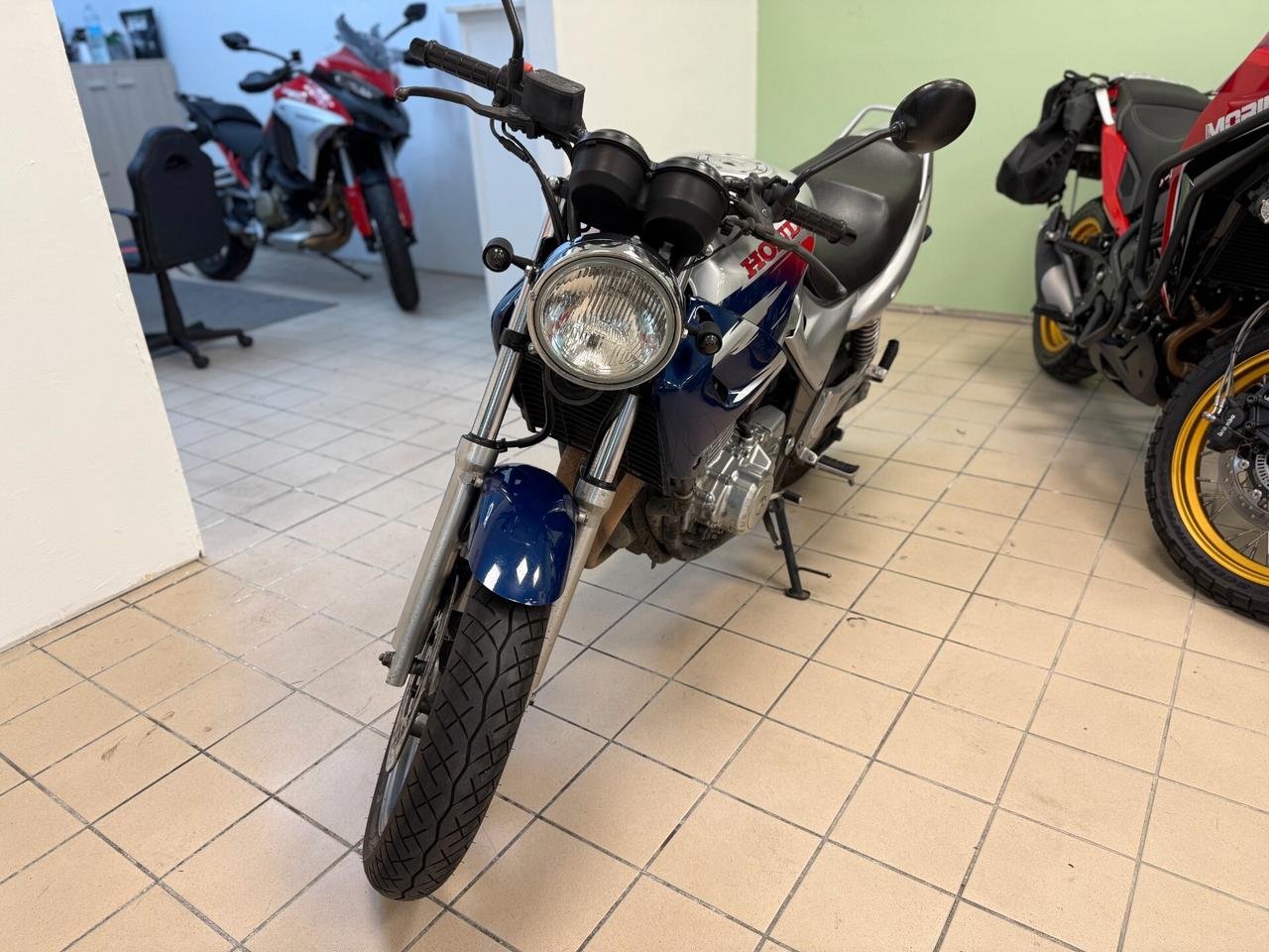 Honda CB 500