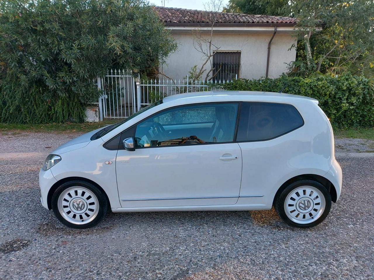 Volkswagen up! 1.0 75 CV 3p. take