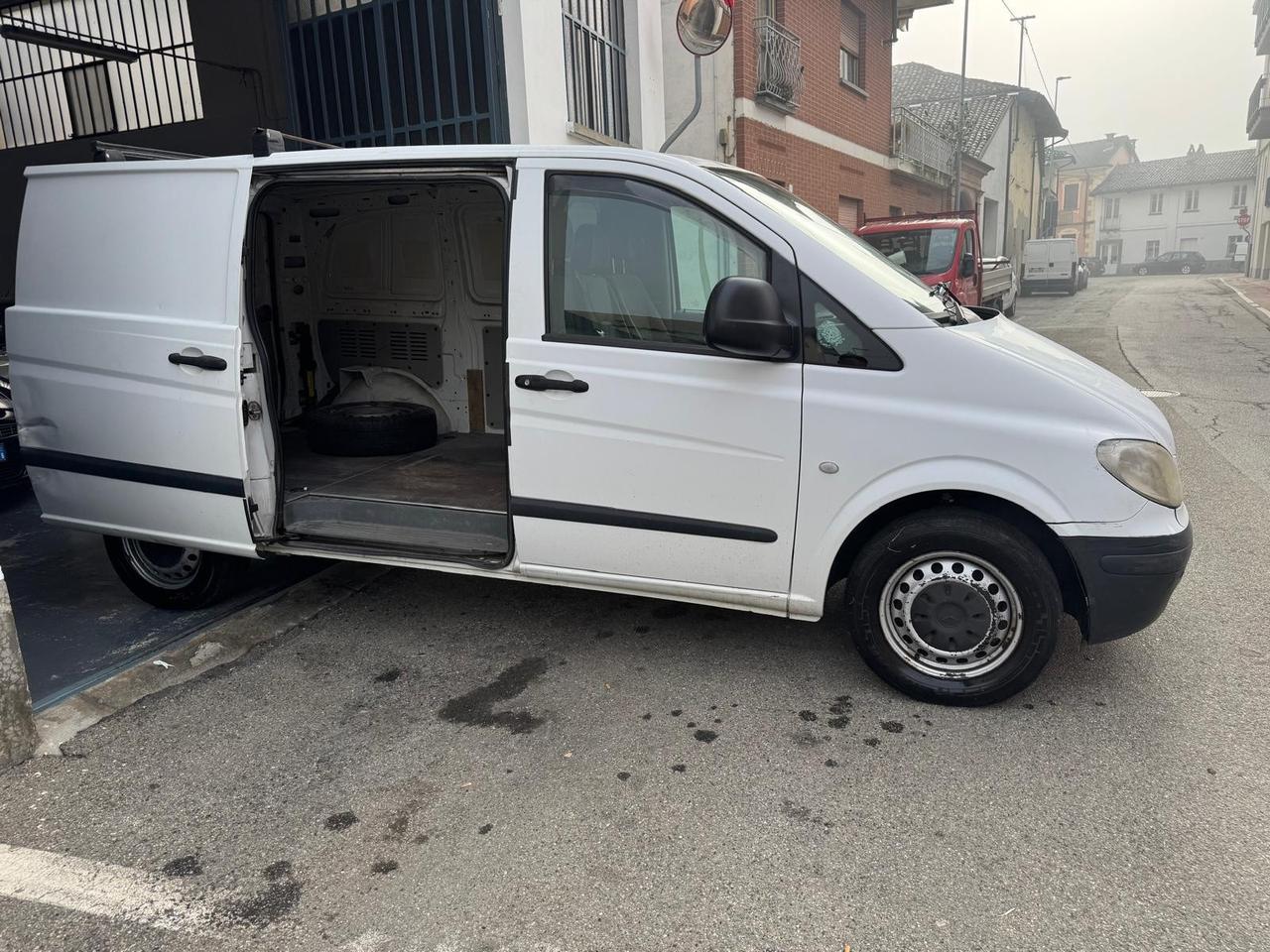 Mercedes Benz Vito