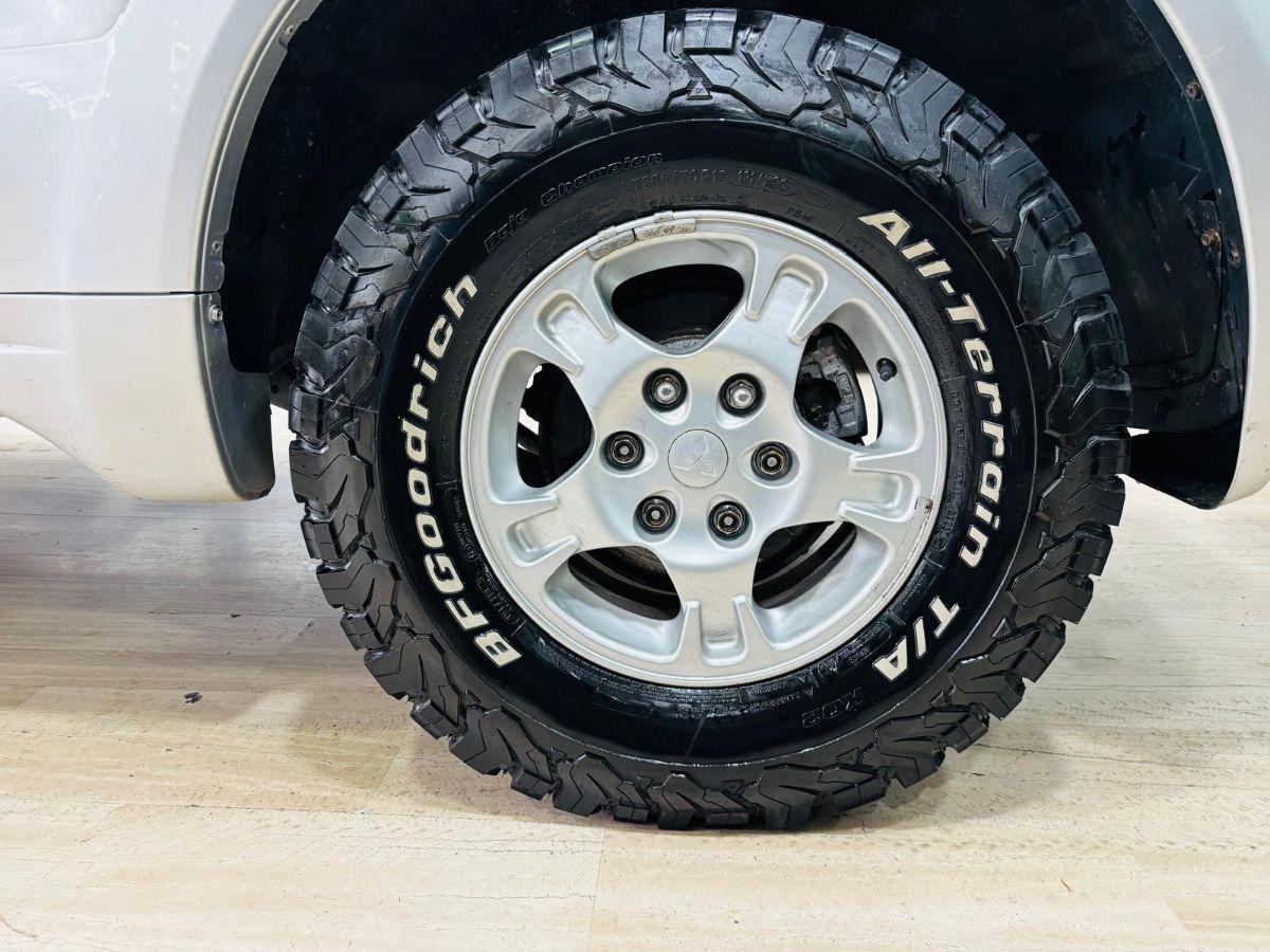 Mitsubishi Pajero 2.5 TDI 3p. GLS Motore Nuovo