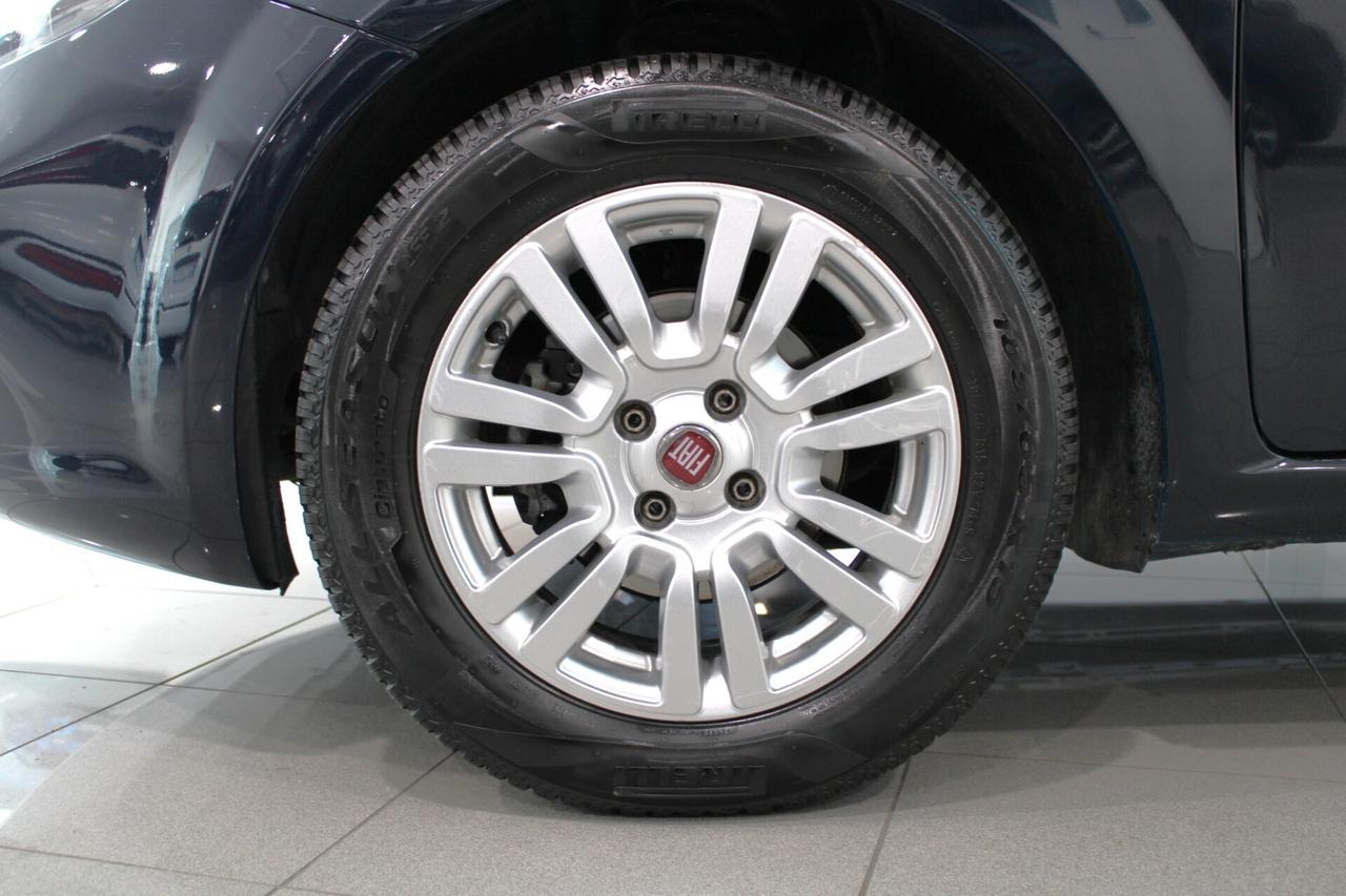 FIAT Punto 1.3 Mjet Lounge - 2015