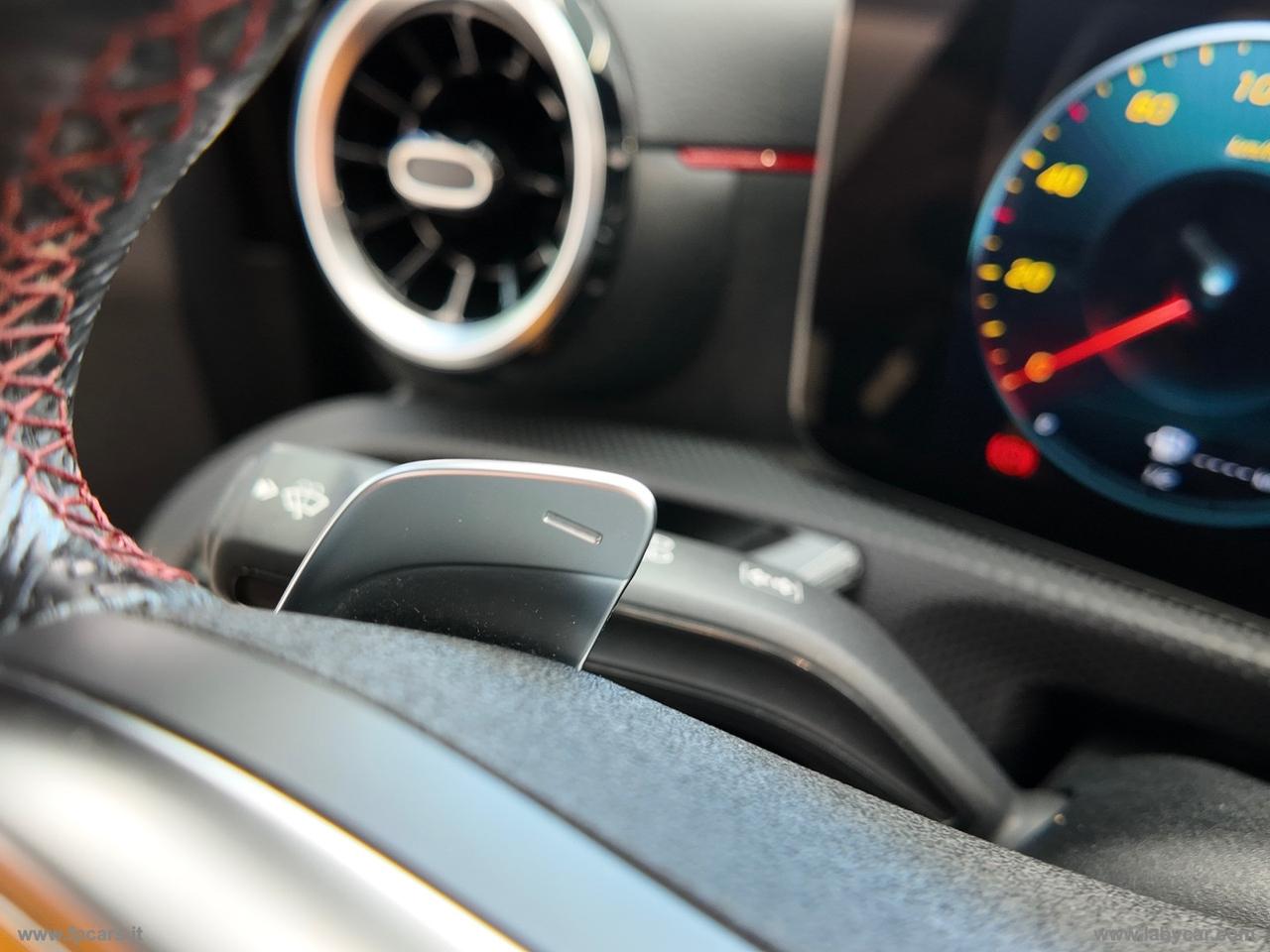 MERCEDES-BENZ A 180 d Automatic Premium AMG TETTO APRIB.