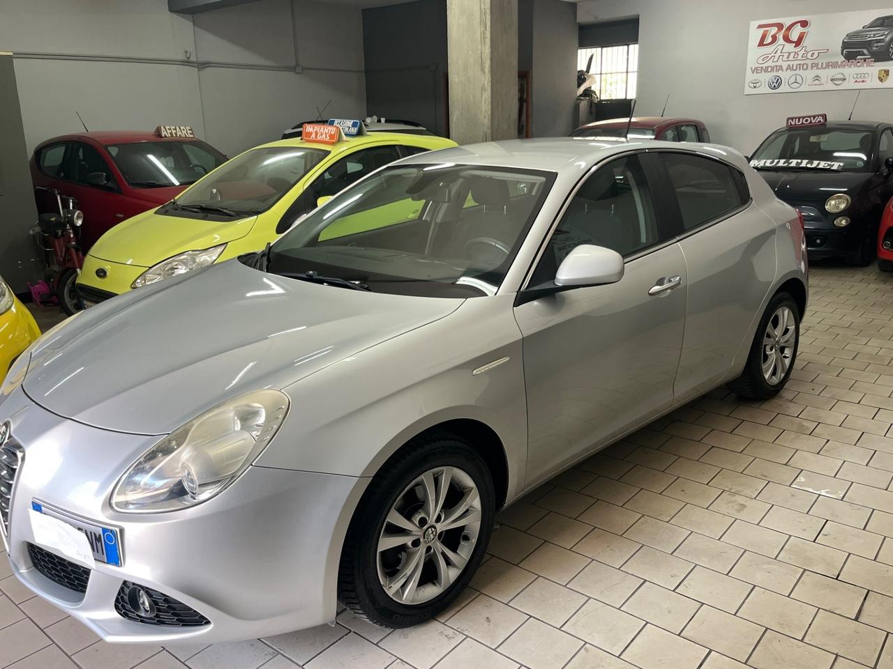 Alfa Romeo Giulietta 1.6 JTDm-2 full optional 2013