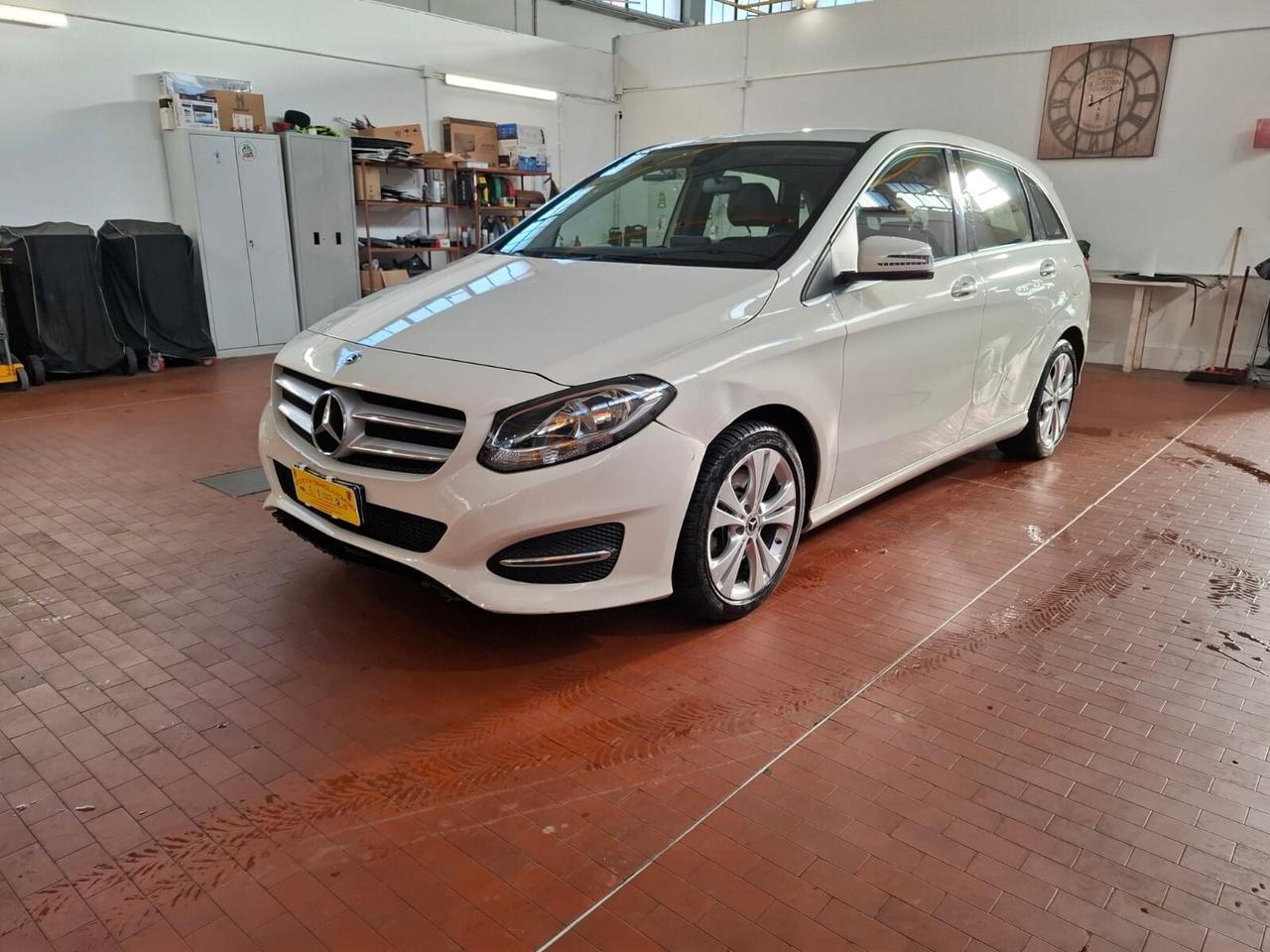 Mercedes-benz B 250 Premium