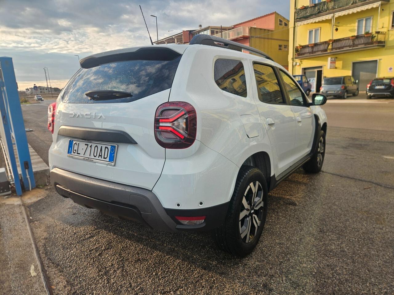 Dacia Duster 1.0 TCe 100cv GPL 4x2 Journey UP Pari al Nuovo