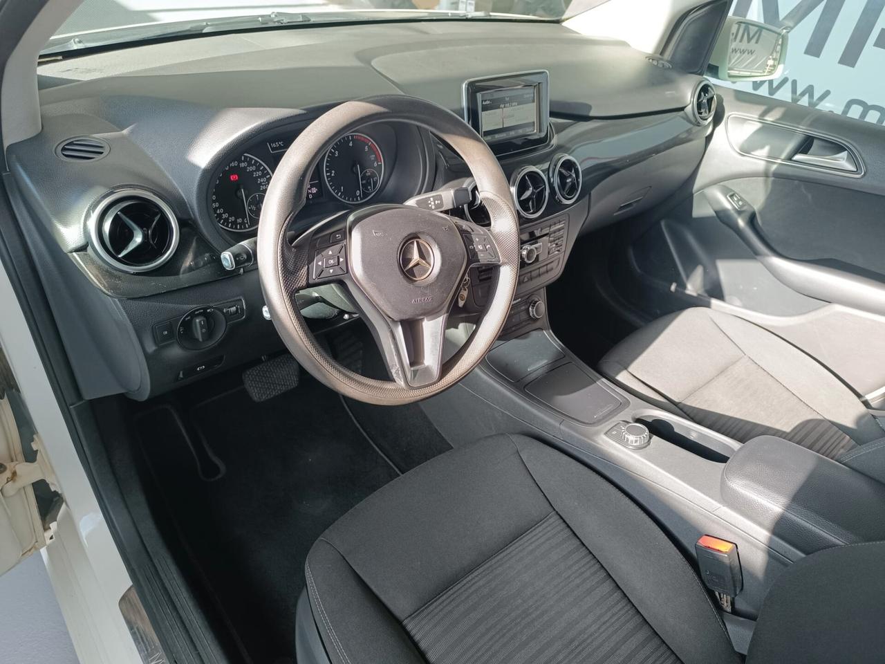 Mercedes-benz B 180 CDI BlueEFFICIENCY Premium