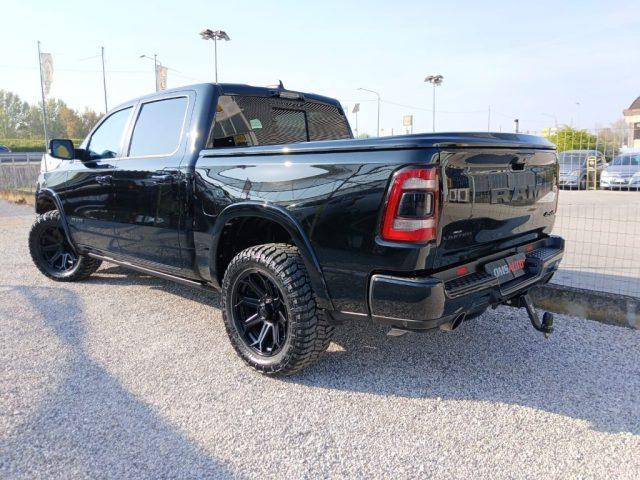DODGE RAM 1500 5.7 GPL V8 Limited Night N1