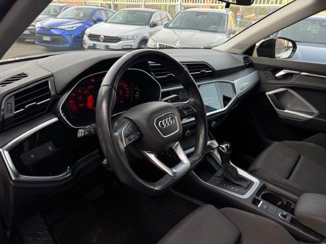 AUDI Q3 35 TDI S tronic Business