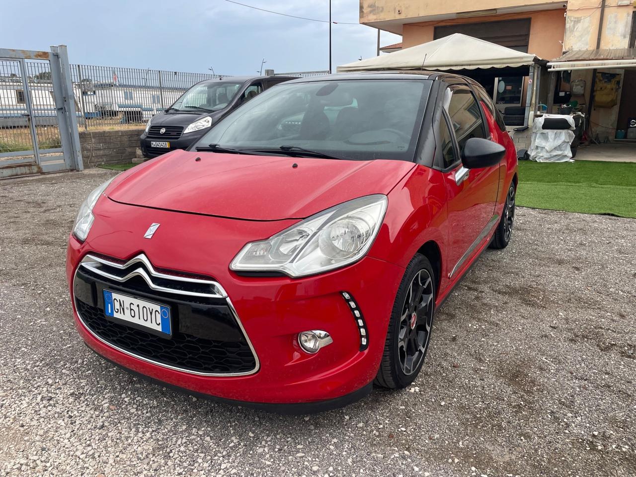 Ds DS3 3 1.6 e-HDi 90 airdream Just Black