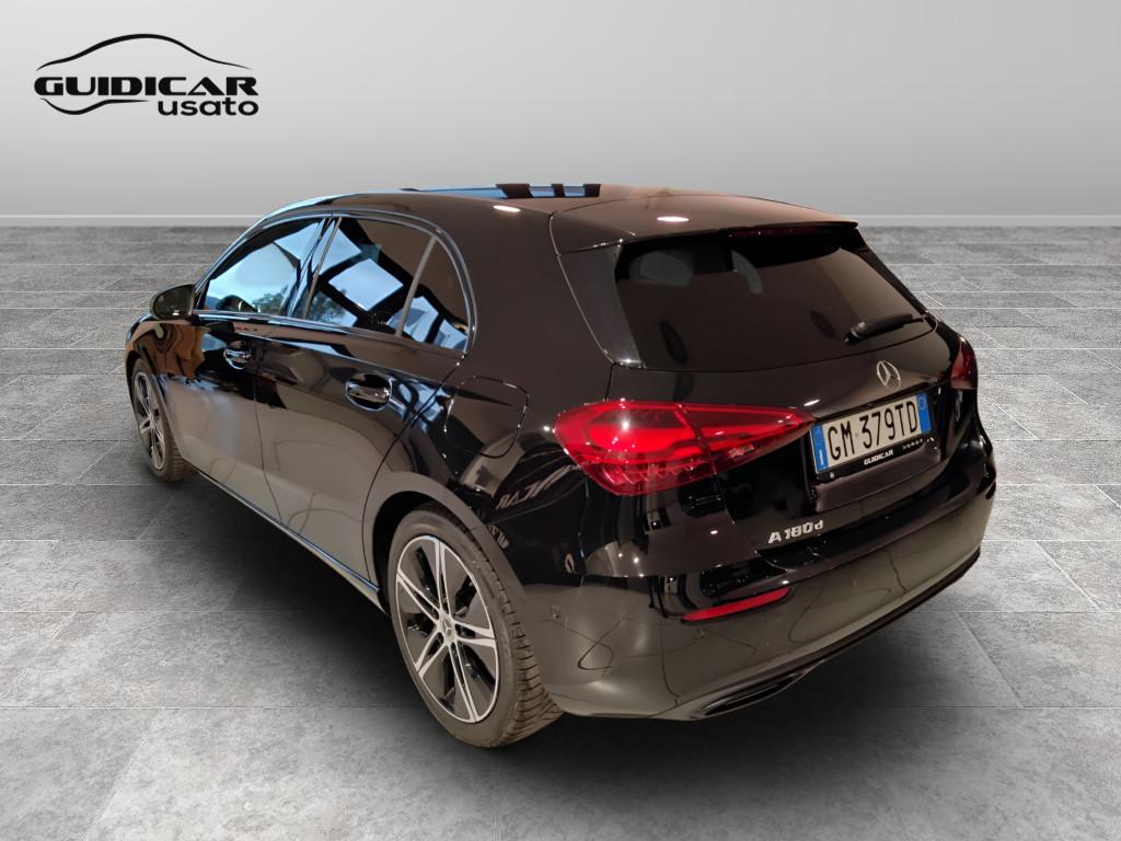 Mercedes-Benz Classe A - W177 2023 - A 180 d Progressive Advanced auto