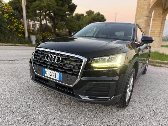 AUDI Q2 30 TDI Identity Black