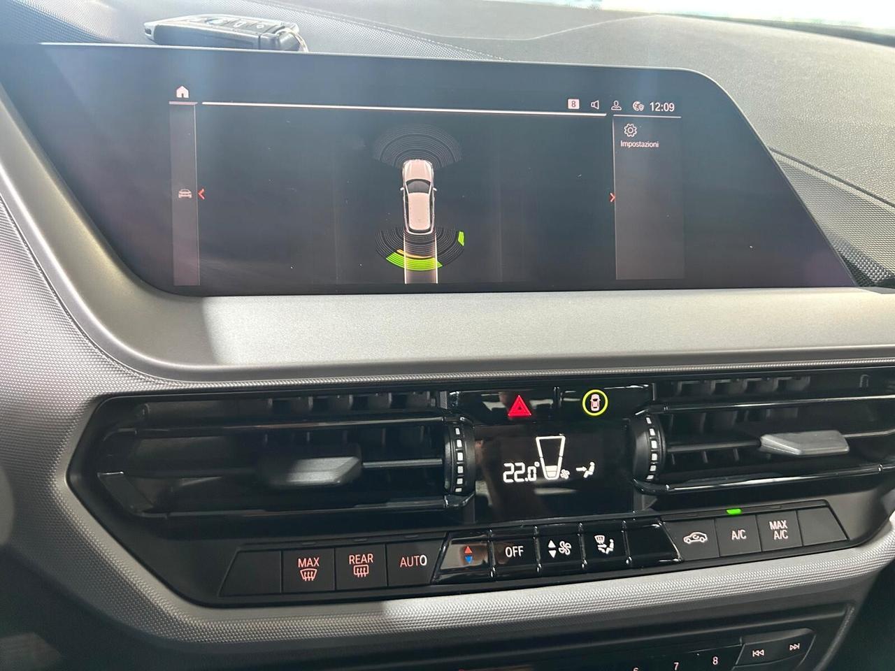 Bmw 116 116d 5p. Business Advantage