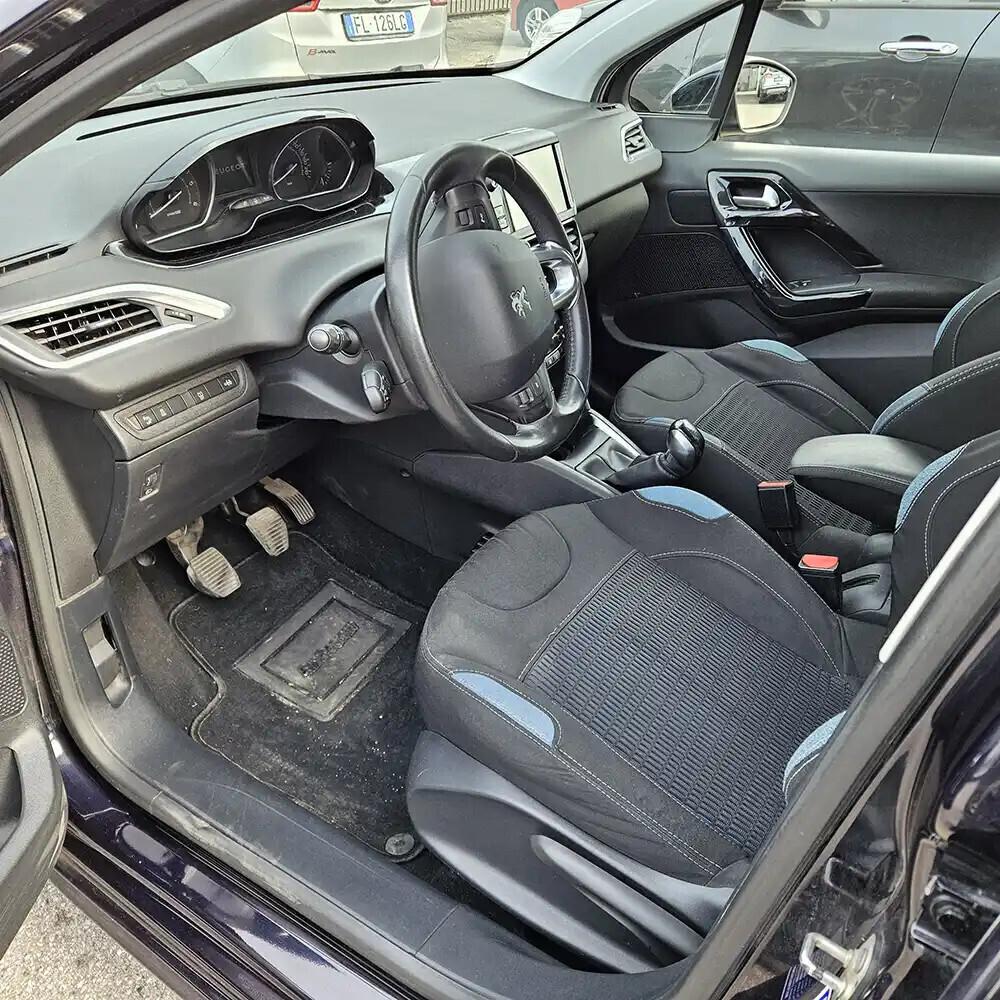 Peugeot 208 1.4 HDi
