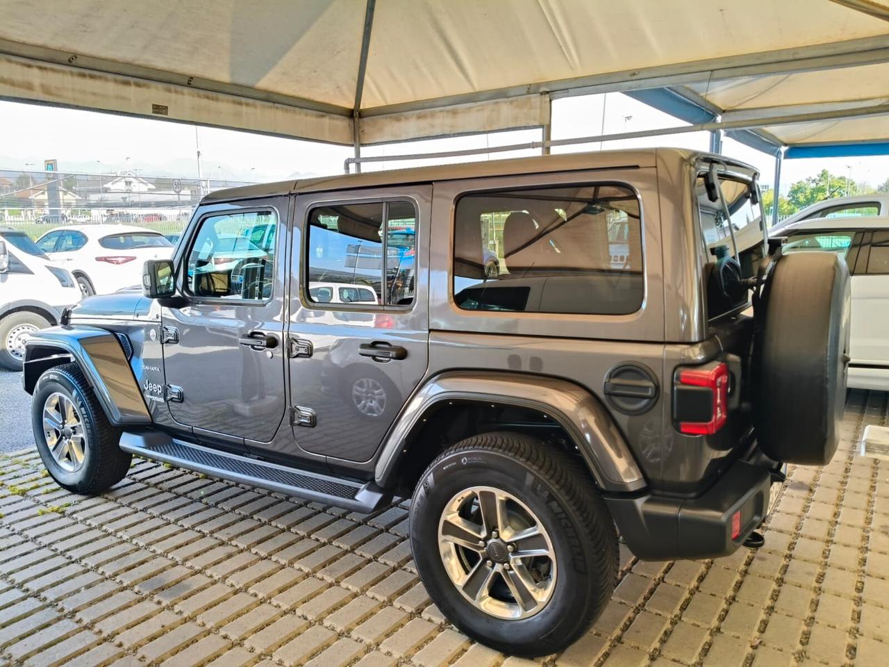 Jeep Wrangler Unlimited 2.0 Turbo Sahara 5 porte