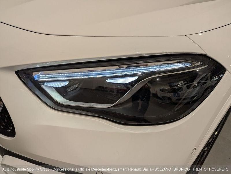 Mercedes-Benz GLA 200 D AUTOMATIC RESTYLING MY2024 AMG LINE PREMIUM