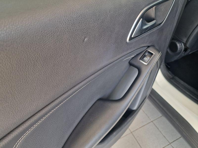 Mercedes-Benz GLA-X156 2017 - GLA 180 d Sport auto