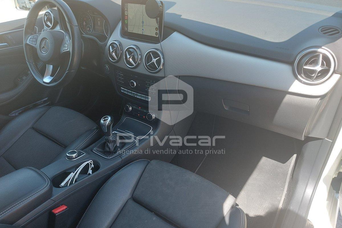 MERCEDES B 180 d Sport