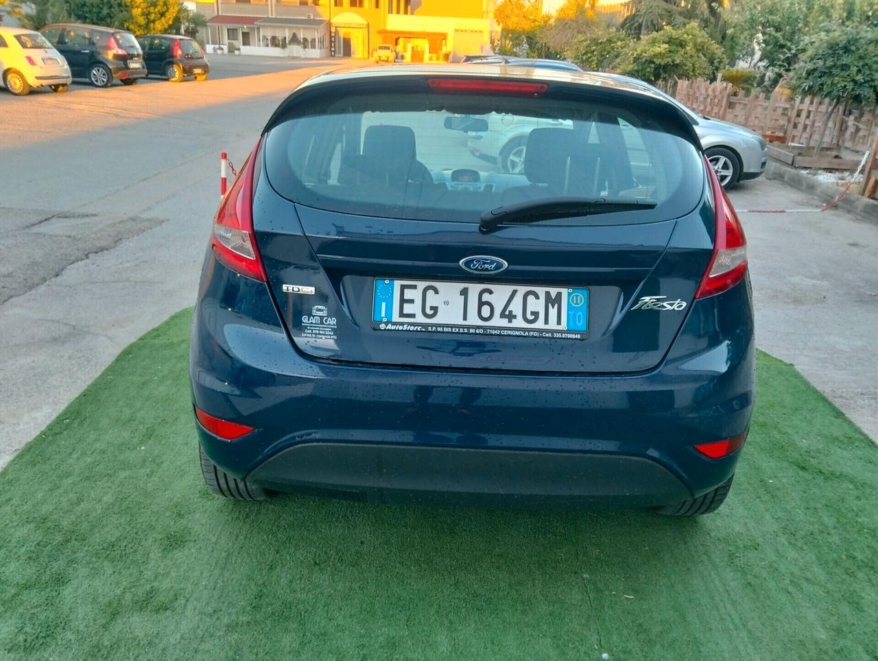 Ford Fiesta 1.4 TDCi 70CV 5 porte Titanium