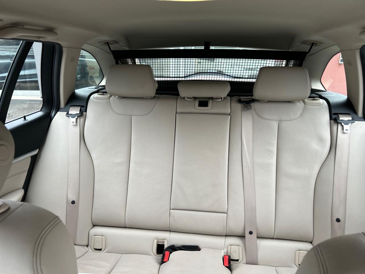 BMW Serie 3 Touring 318d Touring Luxury auto