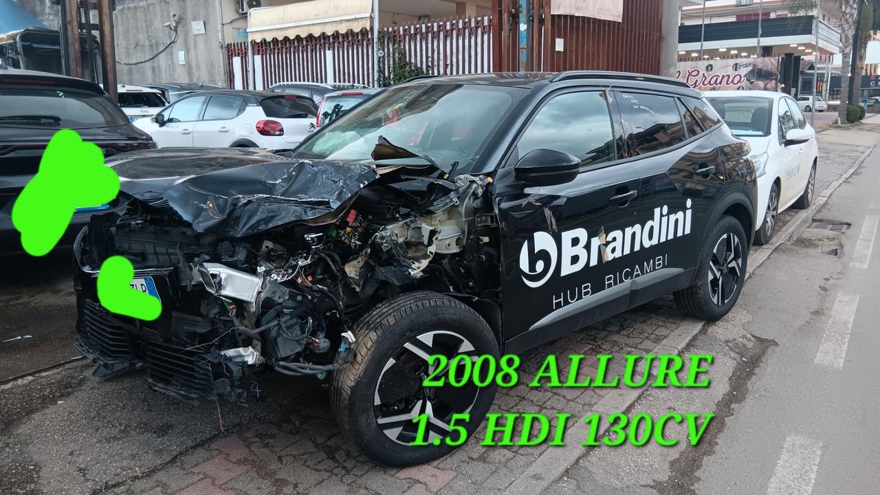 Peugeot 2008 ALLURE INCIDENTATA SINISTRATA MONDIALCARS 12.023