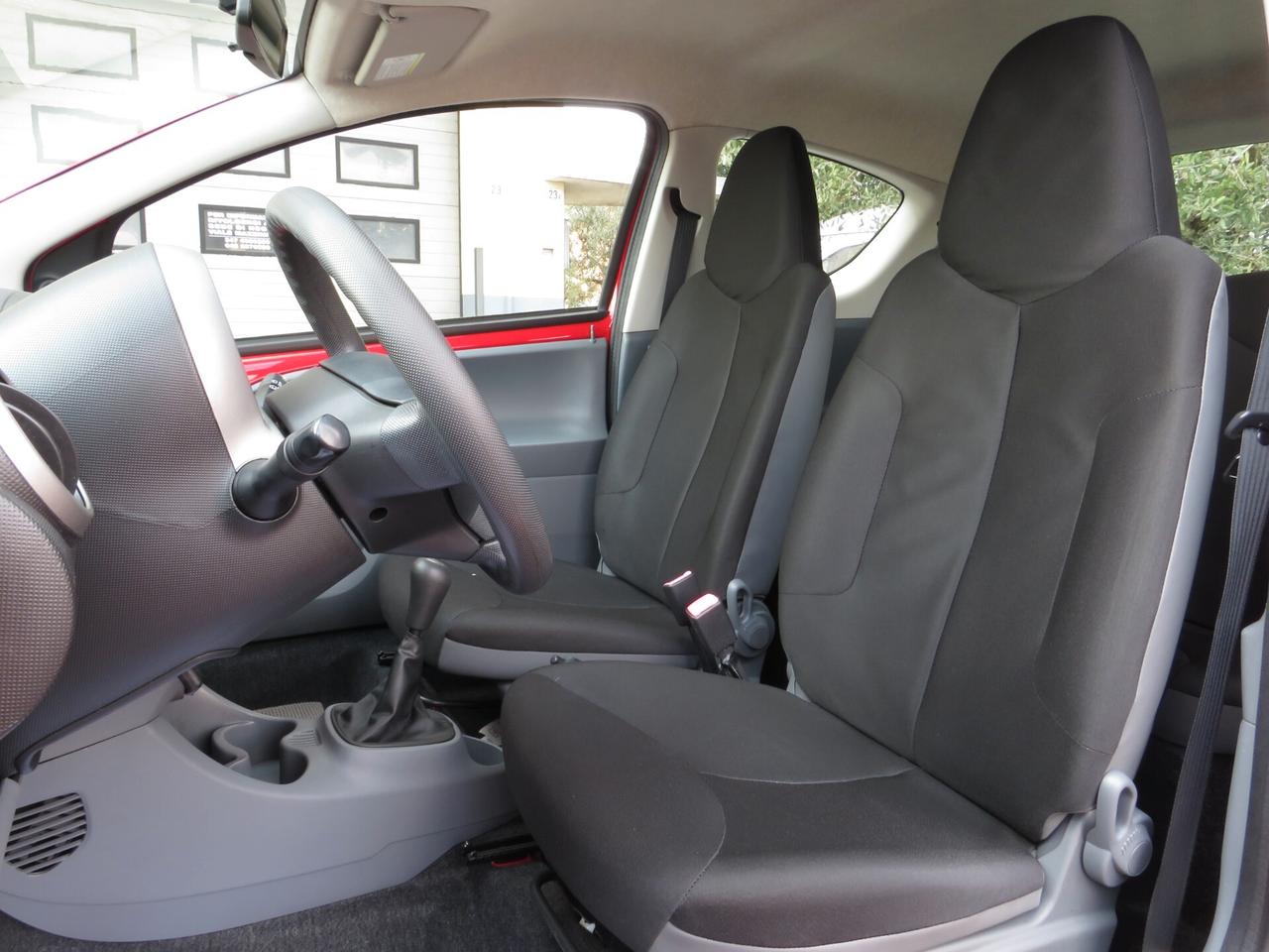 Toyota Aygo 1.0 Now km 63.000. 1proprietario. TAGLIANDATA