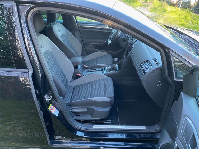 Volkswagen Golf 7.5 R-Line DSG * Appena tagliandata * Unipro.