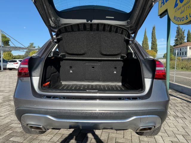 MERCEDES-BENZ GLA 180 Premium Auto. PREZZO REALE / NEOPATENTATI
