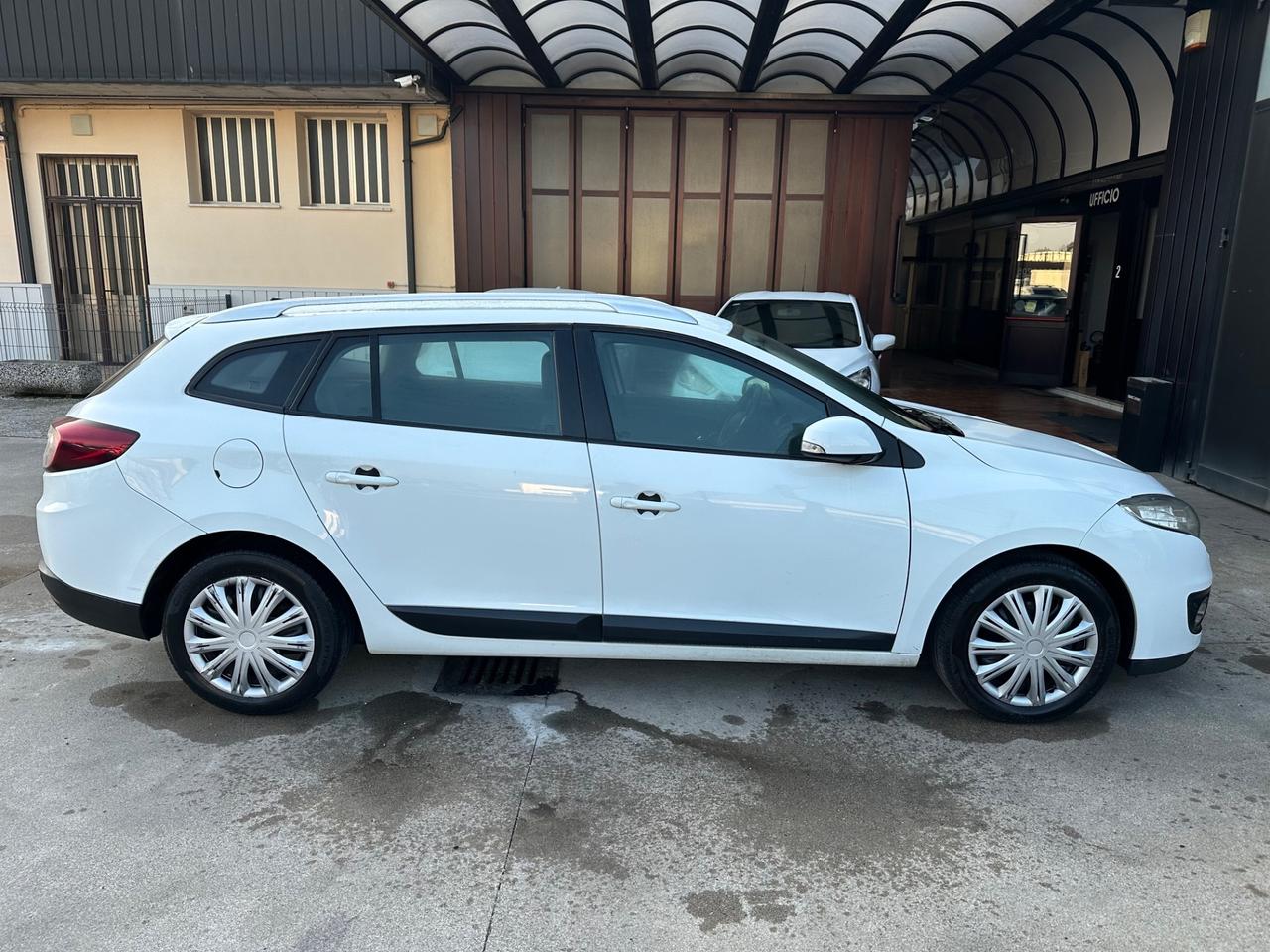 Renault Megane Mégane 1.5 dCi 110CV EDC SporTour GT Line