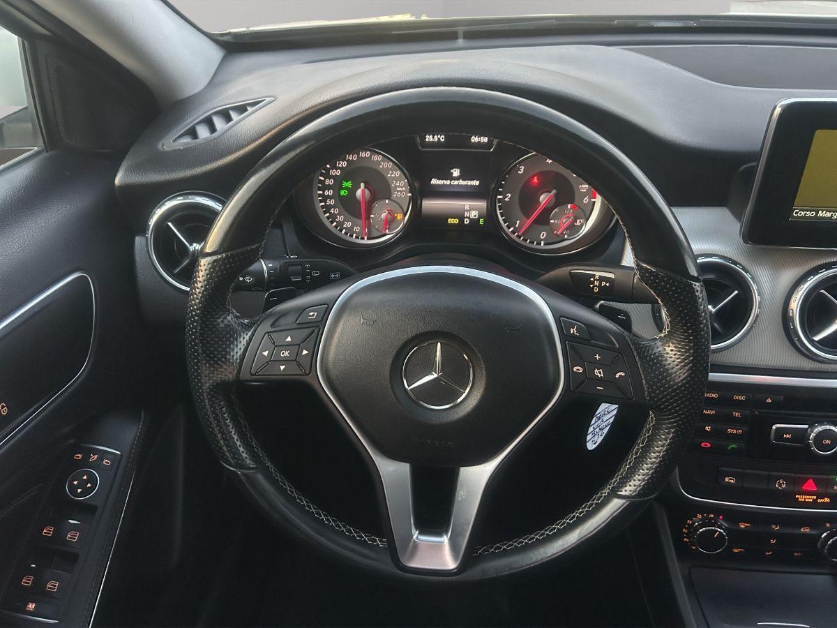 MERCEDES - Classe GLA - 220 CDI Automatic 4Matic Premium AMG TETTO