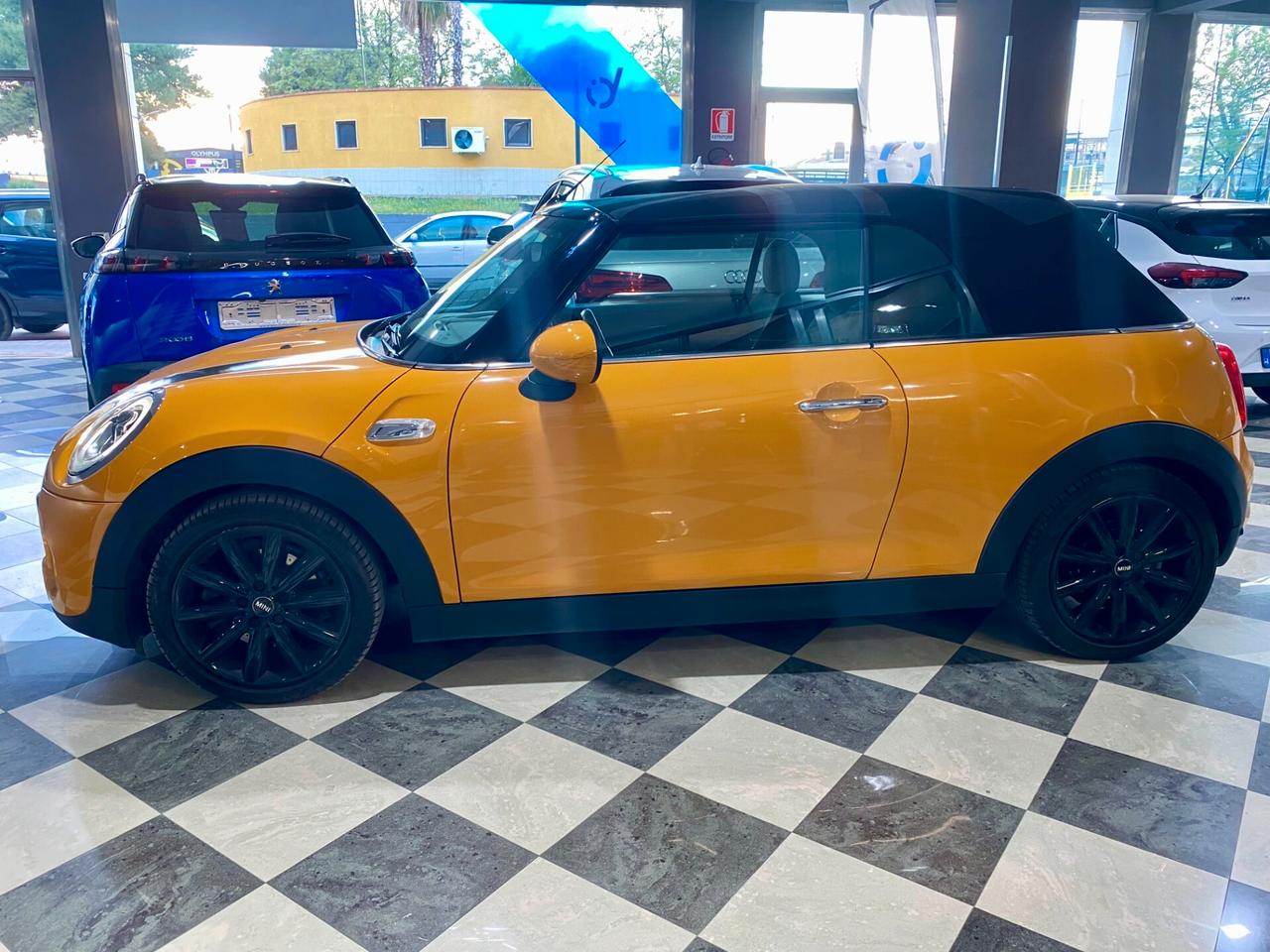 Mini 2.0 Cooper SD aut. Hype Cabrio-2017
