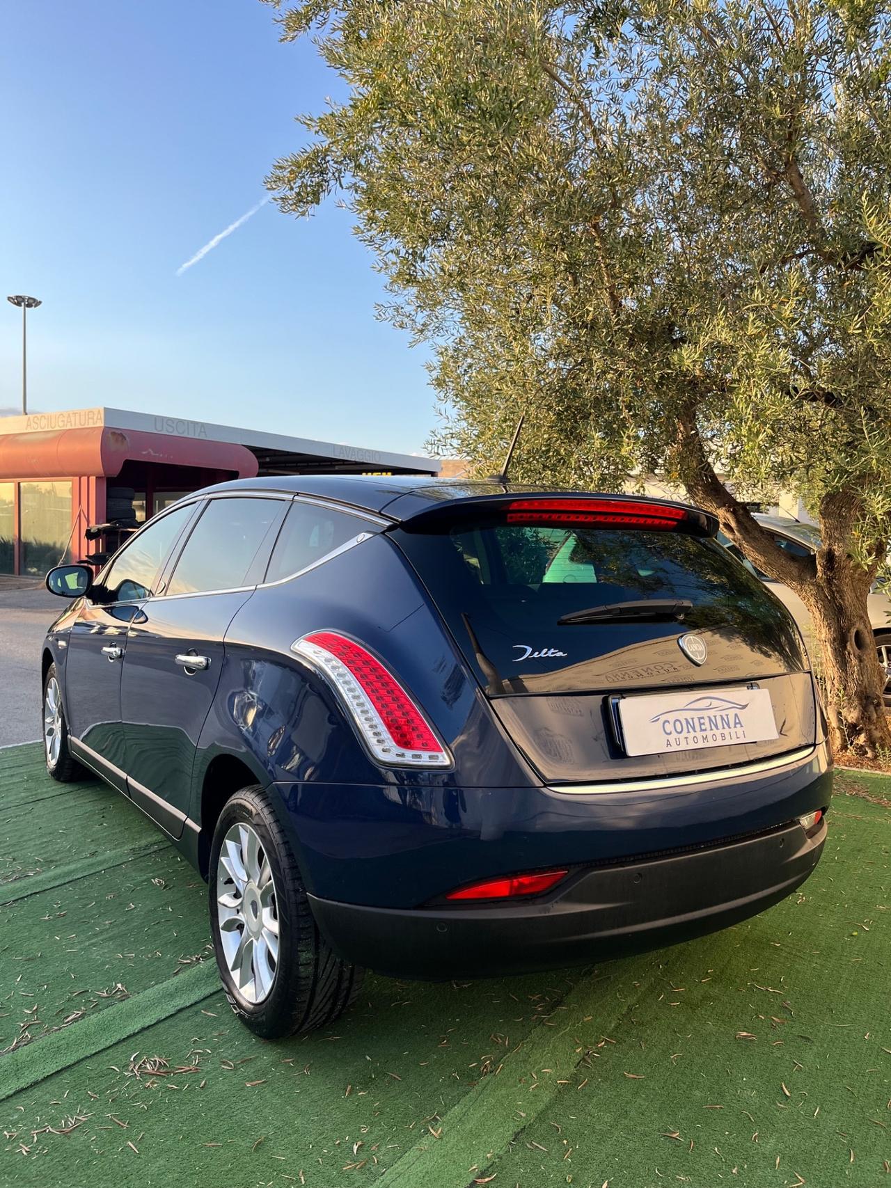 Lancia Delta 1.6 MJT DPF platino
