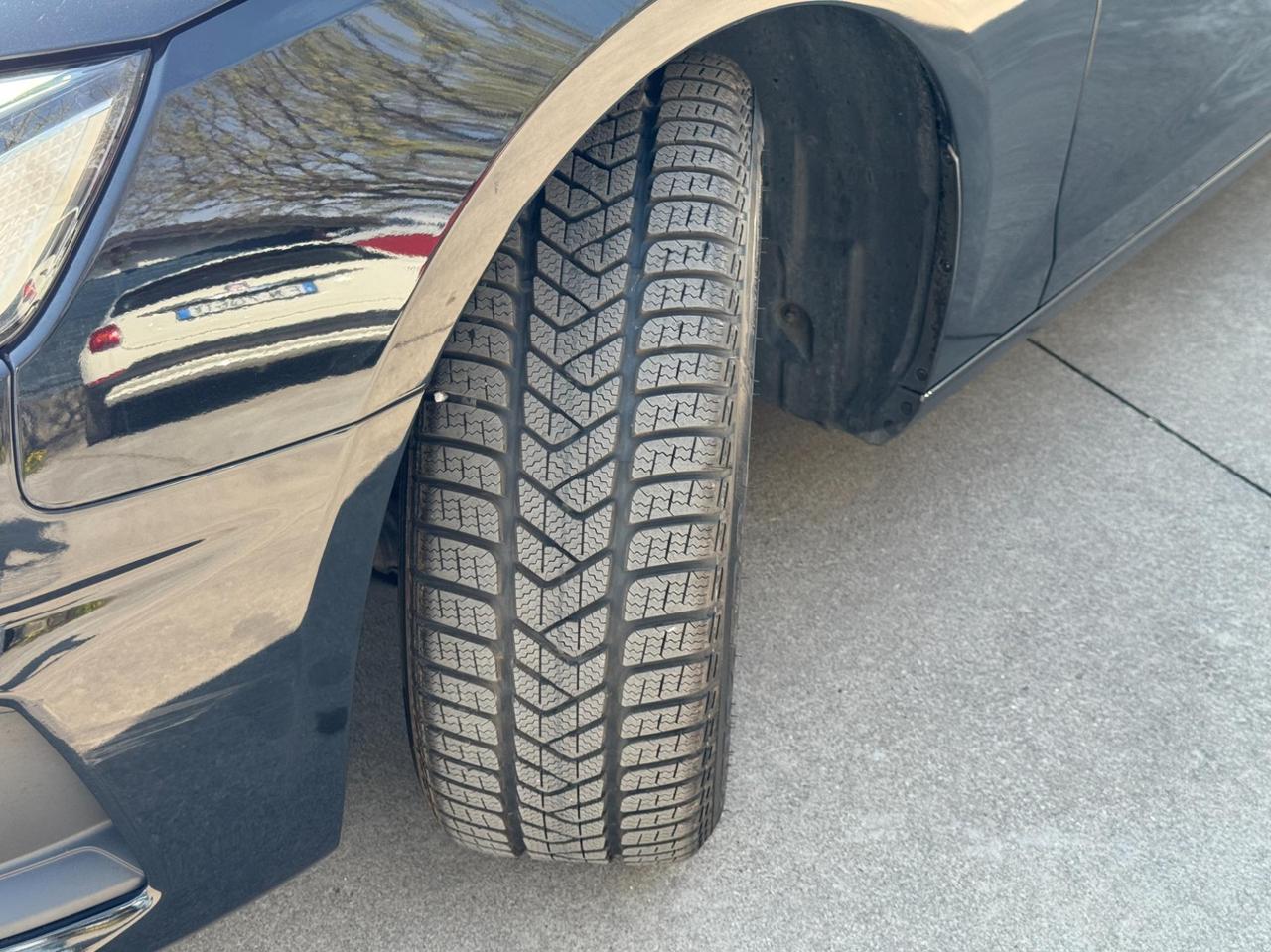 Audi A4 Avant 40 2.0 tdi mhev 204cv s-tronic